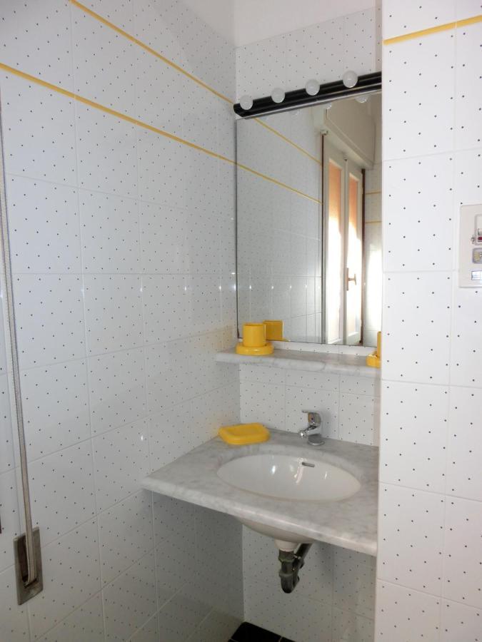 Nice Two-Bedroom Apartment 150M From The Beach Bibione Luaran gambar