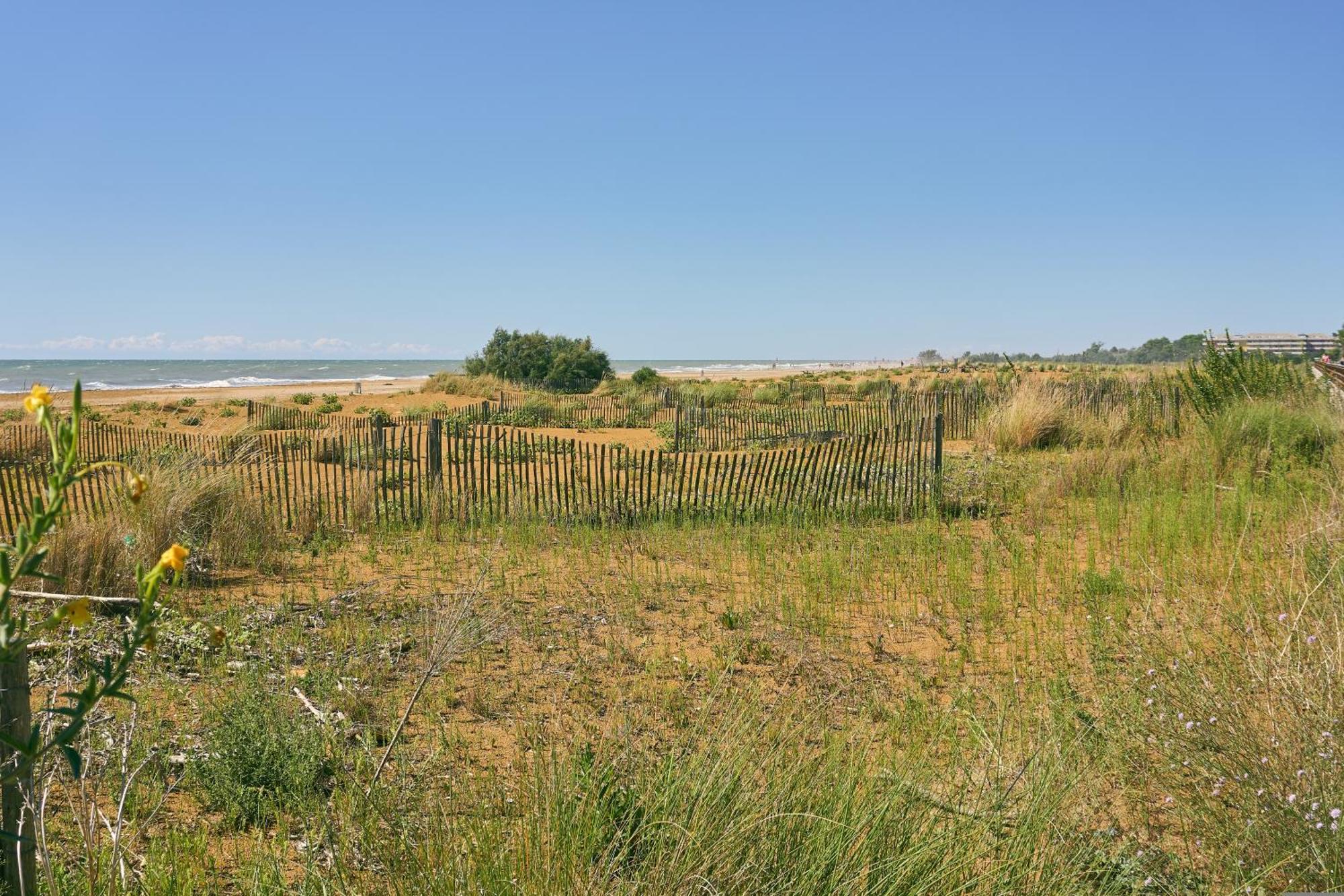Nice Two-Bedroom Apartment 150M From The Beach Bibione Luaran gambar