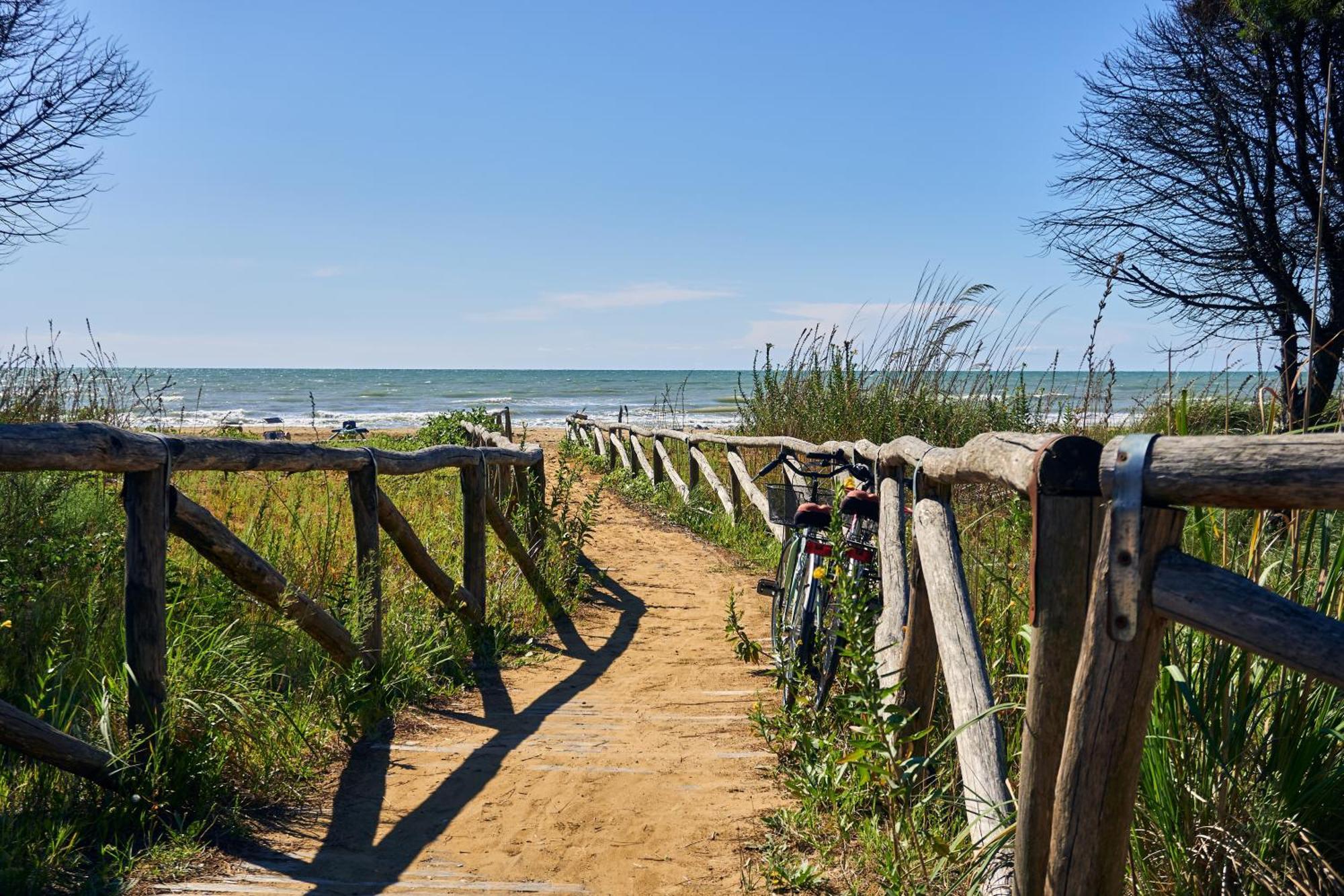 Nice Two-Bedroom Apartment 150M From The Beach Bibione Luaran gambar